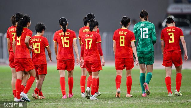 深度-无缘奥运未来两年无大赛可踢 中国女足的路该怎么走？(8)