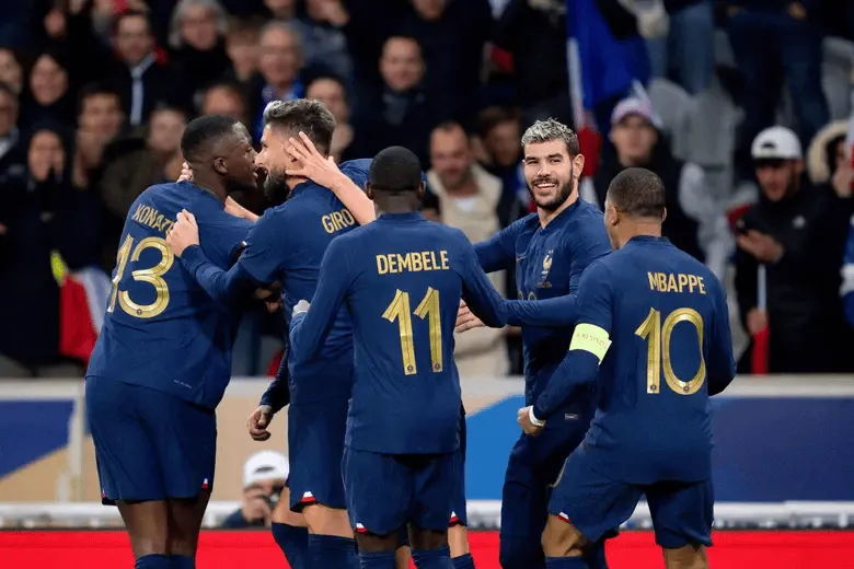 法国队发布欧洲杯预选赛名单 强大阵容引人瞩目(1)
