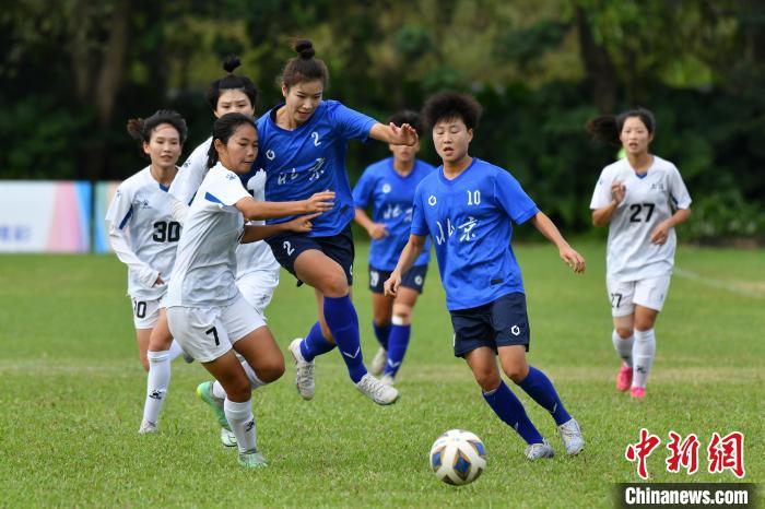 学青会女足教练：倡议建立多层次足球教育体系 促女足国际化发展(1)