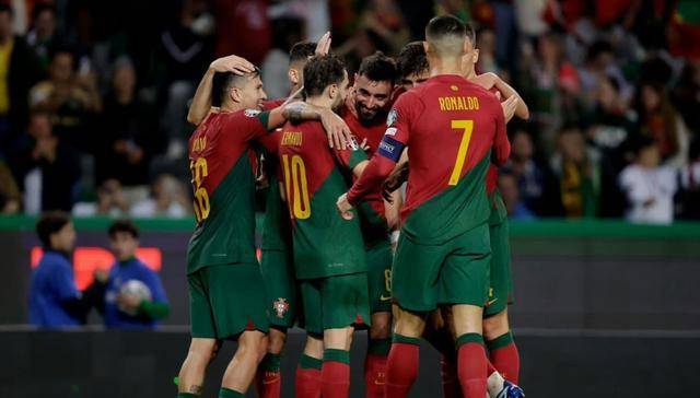 欧预赛狂欢一夜：塞尔维亚创历史，葡萄牙10连胜，比利时5-0(3)