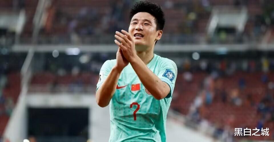 韩媒盛赞武磊：他是欧洲级球员！堪称中国孙兴慜，场上最危险对手(3)