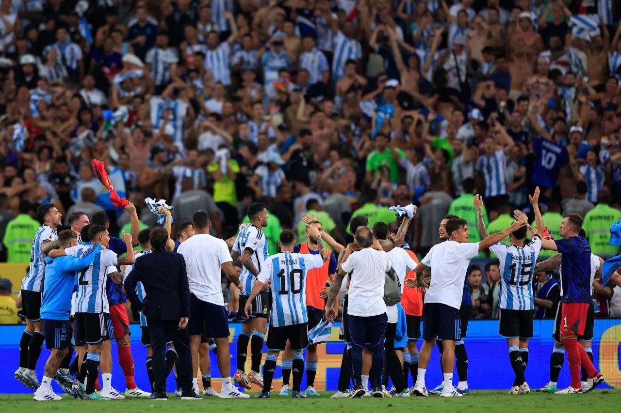 1-0，世界杯冠军掀翻5冠王！阿根廷登顶榜首，巴西创下耻辱纪录(1)