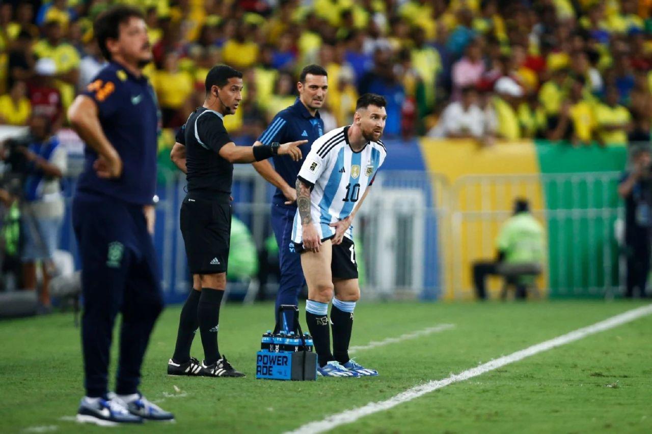1-0，世界杯冠军掀翻5冠王！阿根廷登顶榜首，巴西创下耻辱纪录(4)