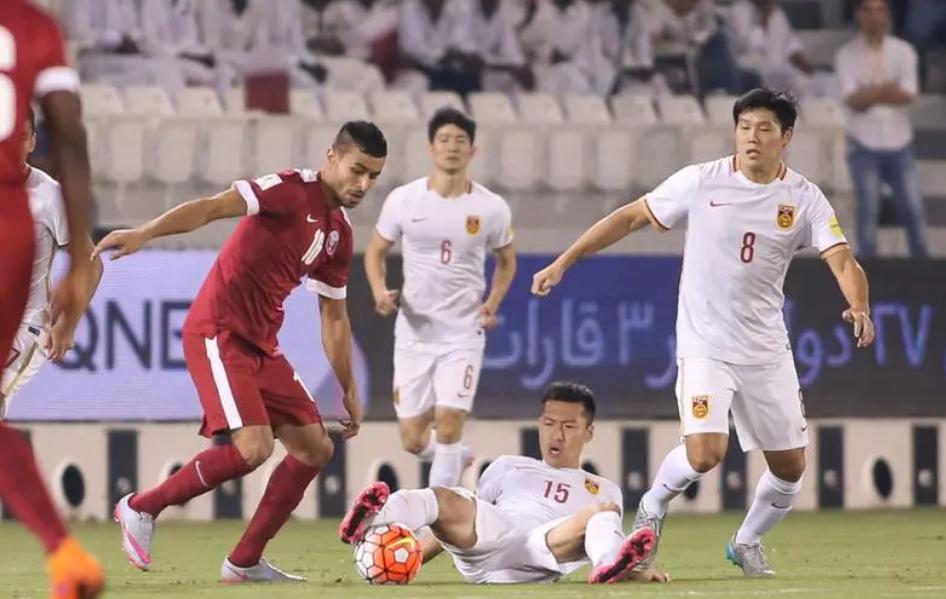国足迎来亚洲杯机遇与挑战——全力以赴，迎战劲敌卡塔尔！(7)