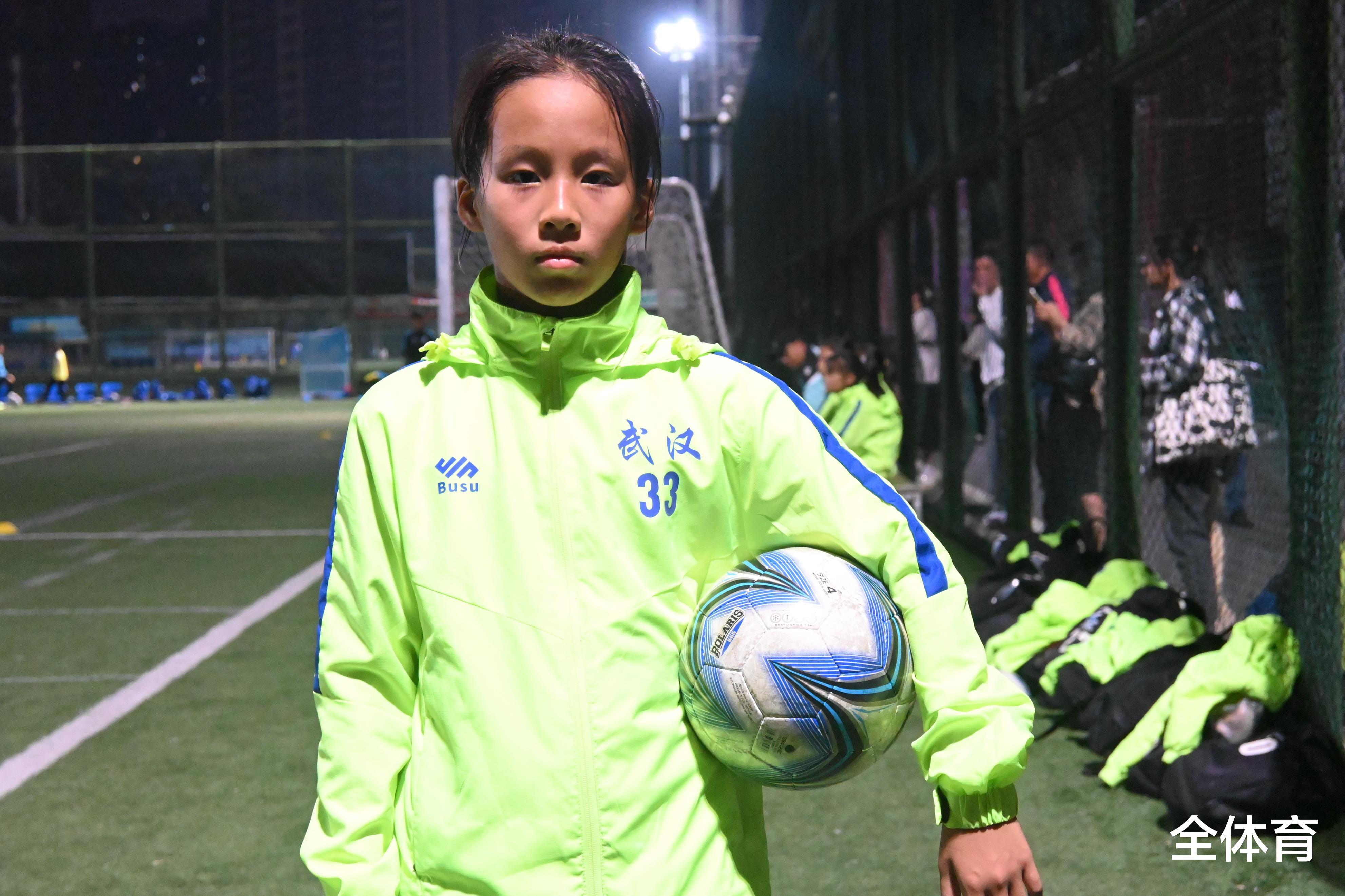 武汉市13女足梯队傅语玥：以张琳艳为榜样，目标踢进国家队