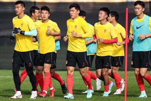 中国足球想踢进世界杯要怎么做？22年前，米卢蒂诺维奇给出答案！(3)