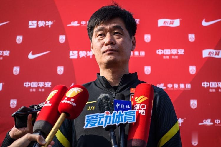 李璇：中国足球环境让李霄鹏短时间没法复出，他需要时机(1)