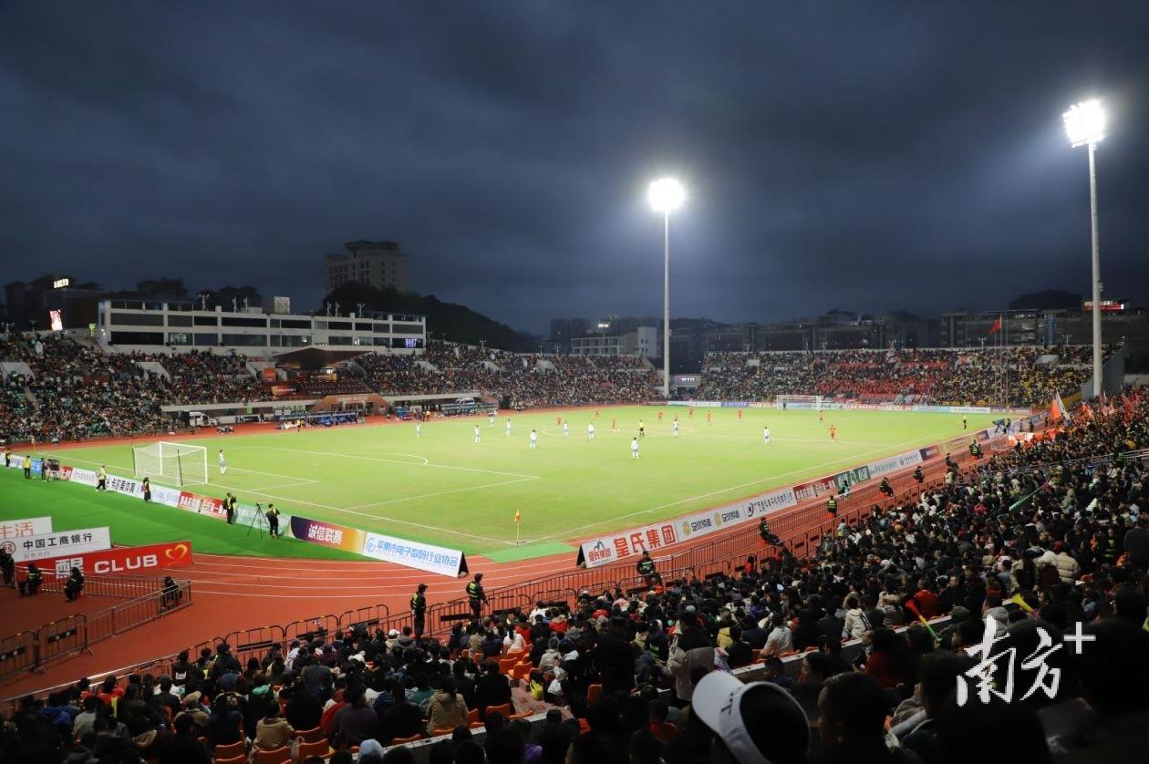 “小平果”的“大文章”，一个中国职业足球的县域样本(6)