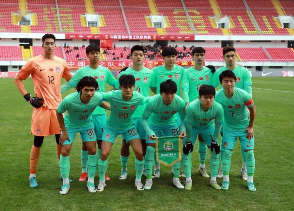 国奥公布U23亚洲杯23人名单：17岁王钰栋入围！主力门将因伤落选(2)