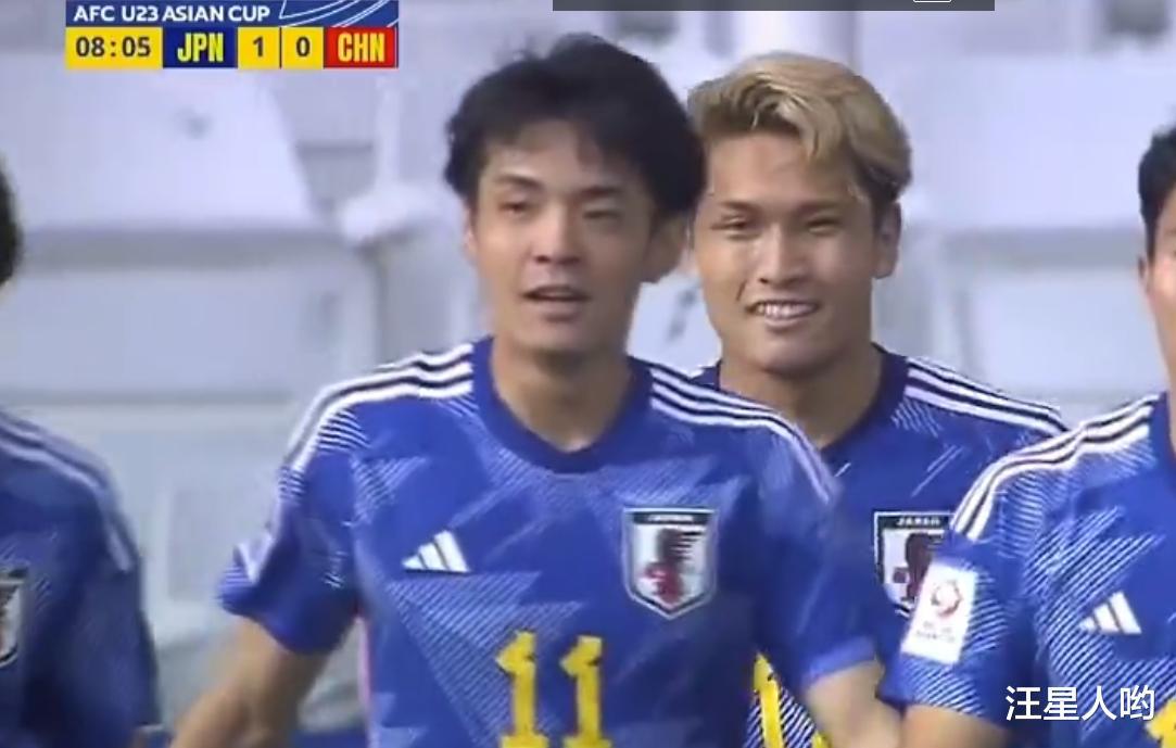 0-1！国足U23丢球后遇转机，日本队被罚下1人，门将开始“卧草”(1)