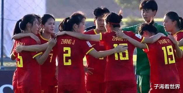 上午10点！媒体人点评中国女足引爆争议，球迷吐槽：不要再吹牛了