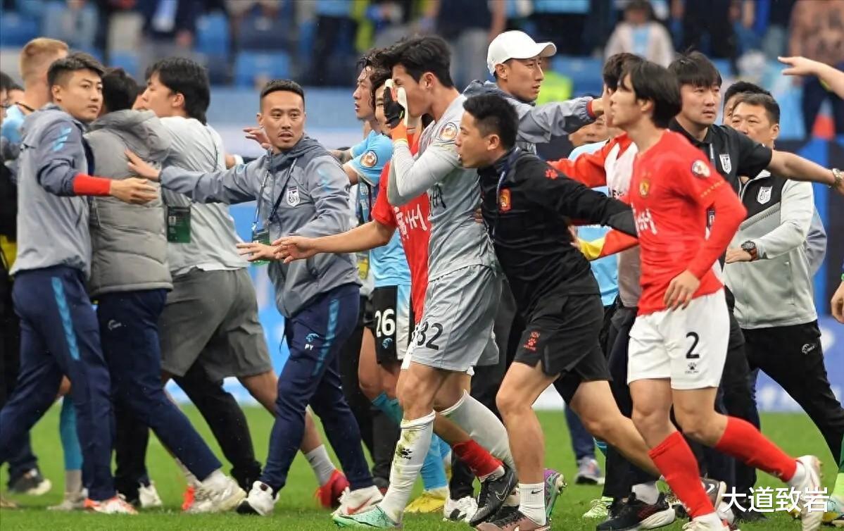 韩媒评大连、广州队冲突为少林足球，不到一周韩国联赛更热闹！