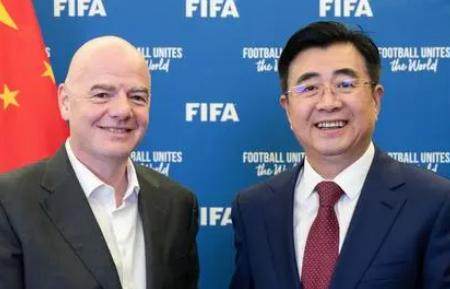 宋凯带队首次参加AFC+FIFA大会 将会晤因凡蒂诺(2)